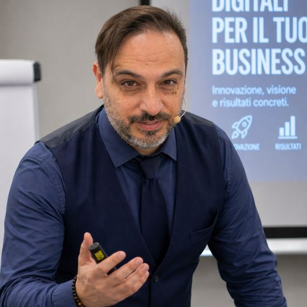Alessandro Perna